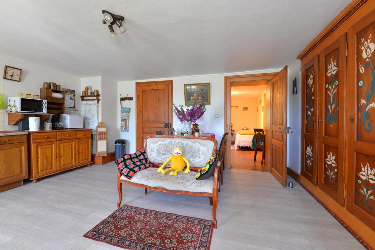 Gites Ou Chambres D'Hotes A La Ferme Orbey Ngoại thất bức ảnh