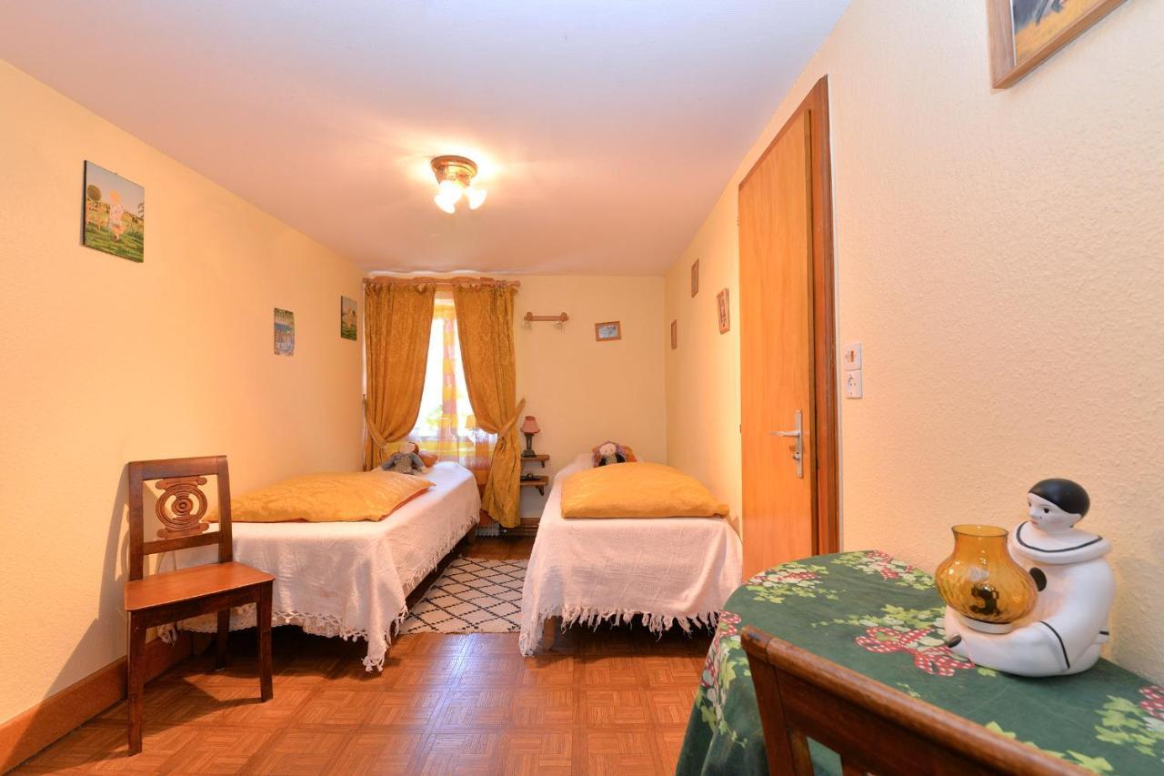 Gites Ou Chambres D'Hotes A La Ferme Orbey Ngoại thất bức ảnh