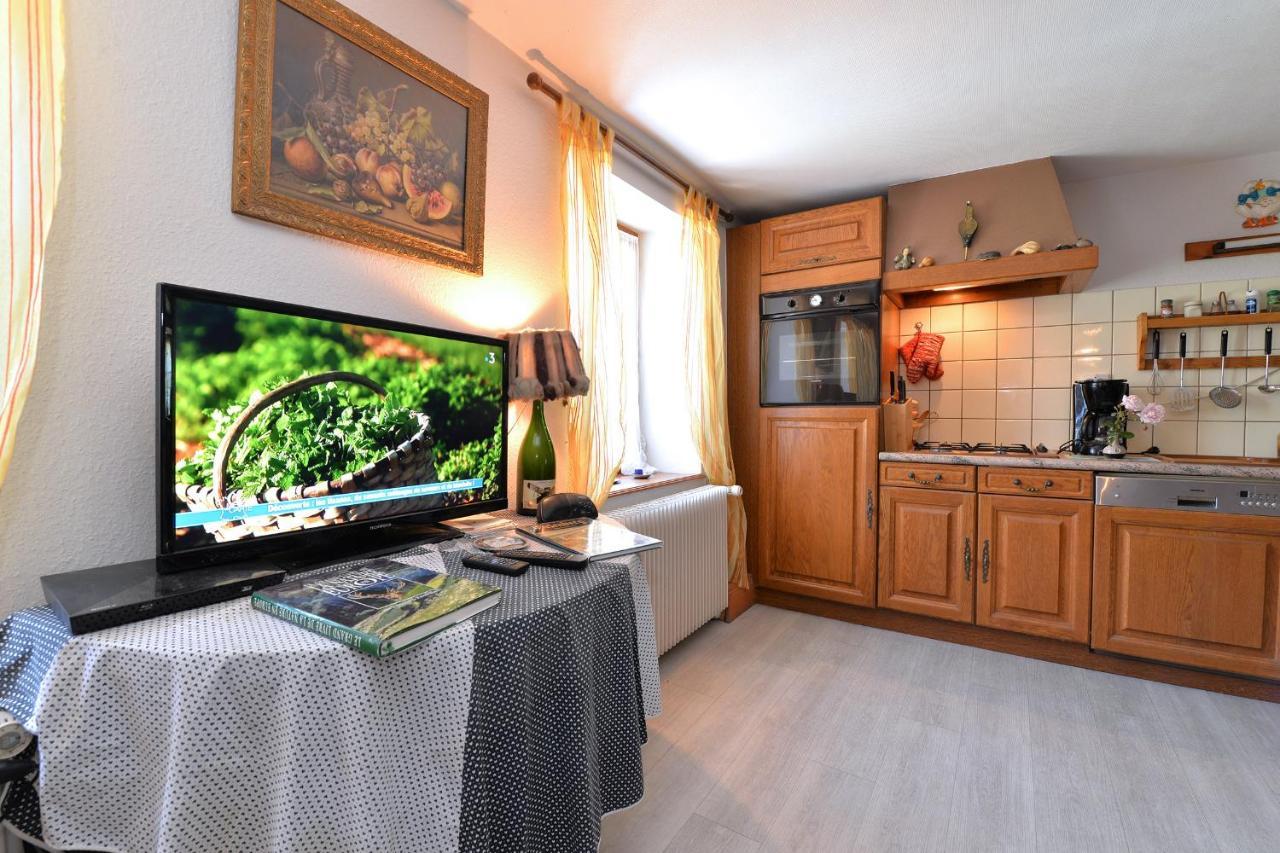 Gites Ou Chambres D'Hotes A La Ferme Orbey Ngoại thất bức ảnh